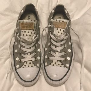 Converse grey and white polka dot size 9.5
